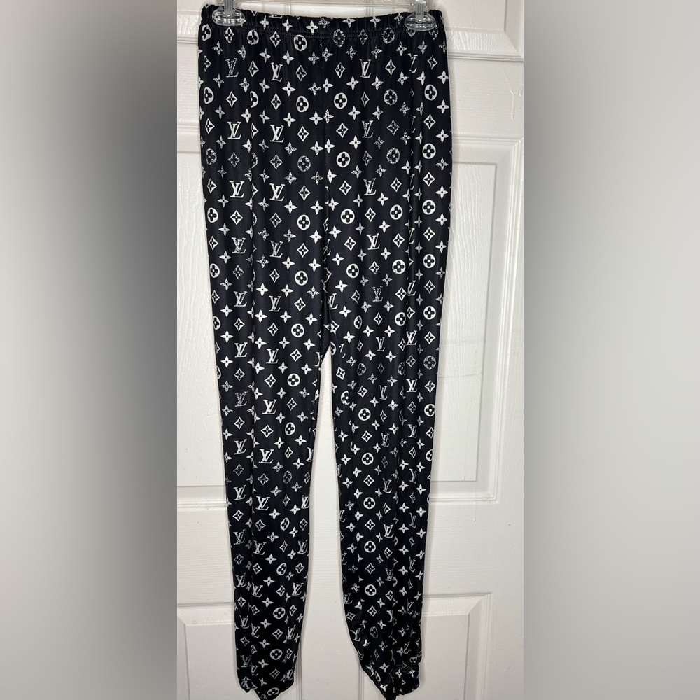 LV women joggers - Picture 2 of 2